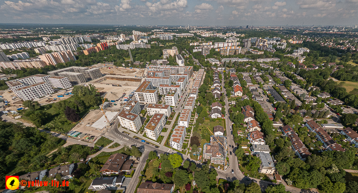 07.06.2023 - Aktuelle Luftbilder aus dem Alexisquartier und Pandion Verde in Neuperlach in München